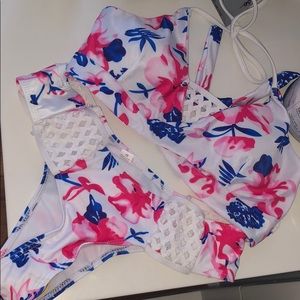 🌸 Bathing Suit 🌸